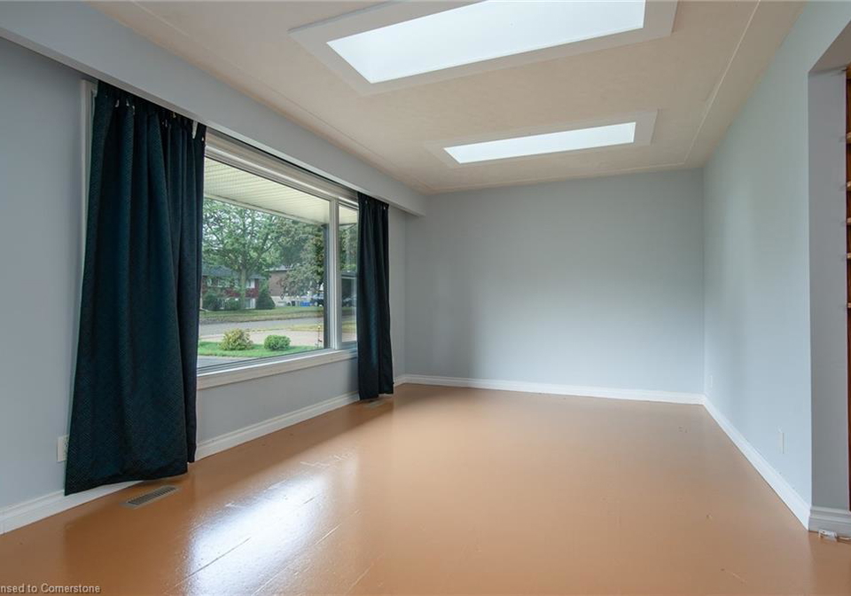 26-summit-avenue-kitchener-ontario-40727134