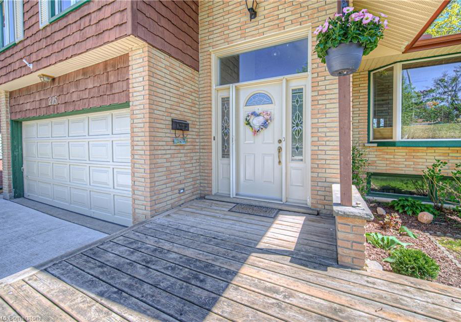 215-southwood-drive-kitchener-ontario-40727383