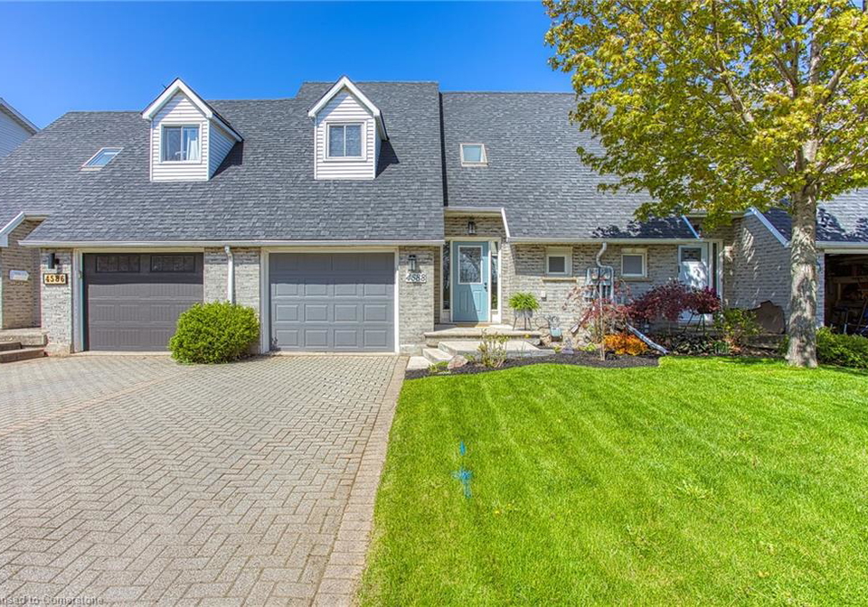 4588-juniper-court-beamsville-ontario-40727601