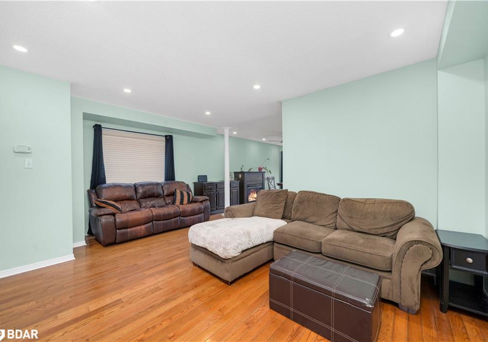 36-harding-street-georgetown-ontario-40727711