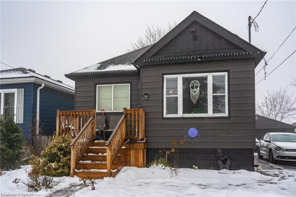 203-east-15th-street-hamilton-ontario-40727725