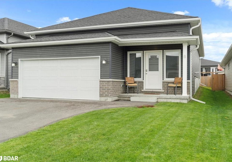 8-caleb-crescent-frankford-ontario-40727824