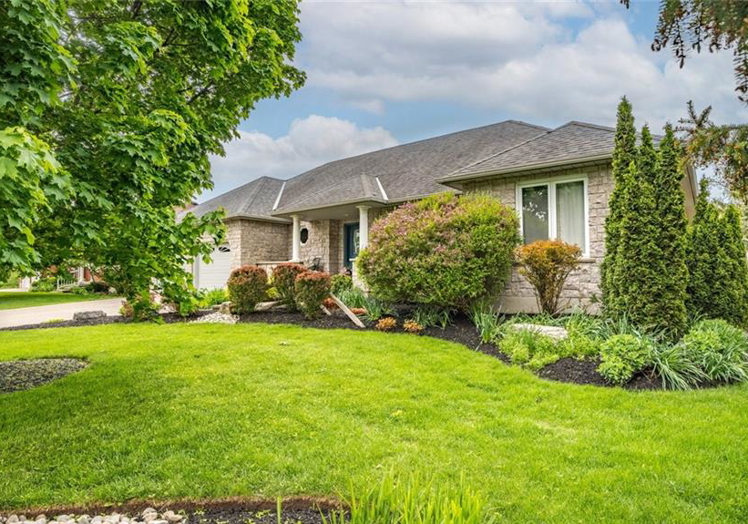 92-race-street-paris-ontario-40727841