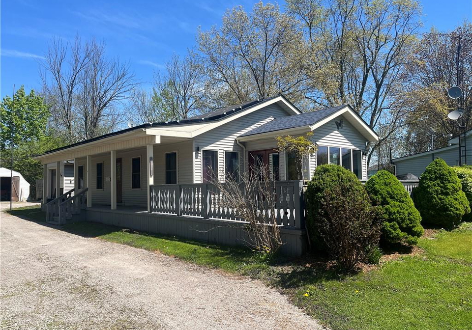 22-3rd-street-selkirk-ontario-40727844