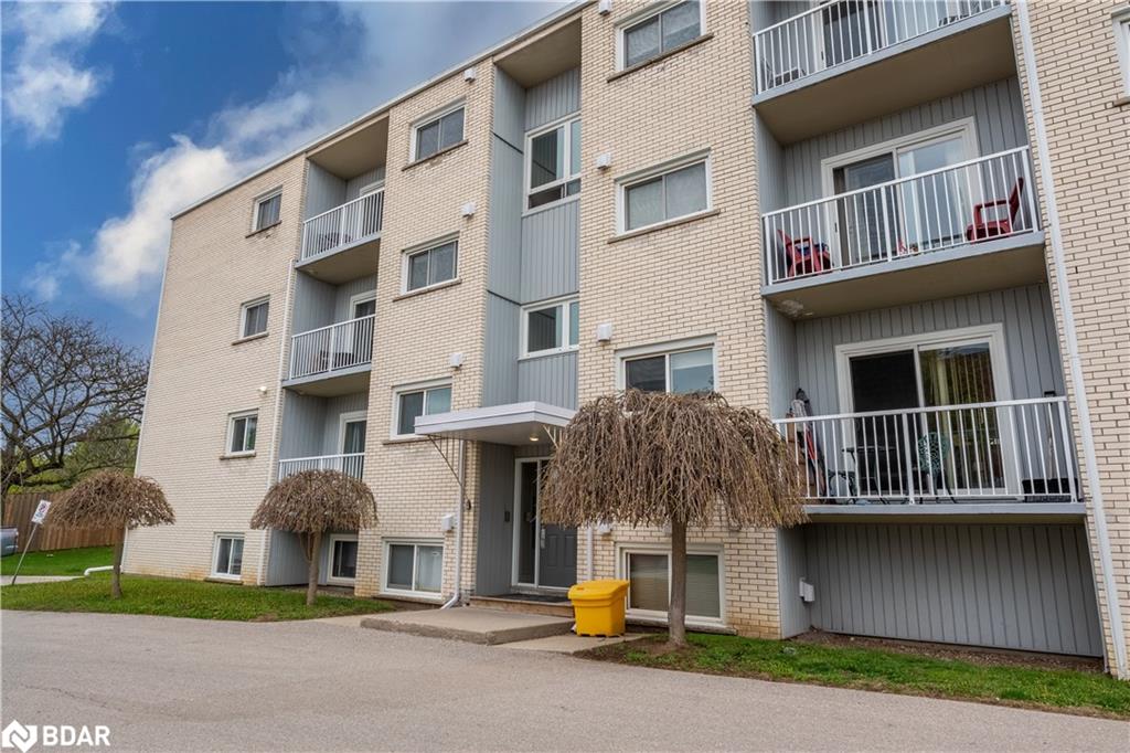 37-conroy-crescent-guelph-ontario-40727905