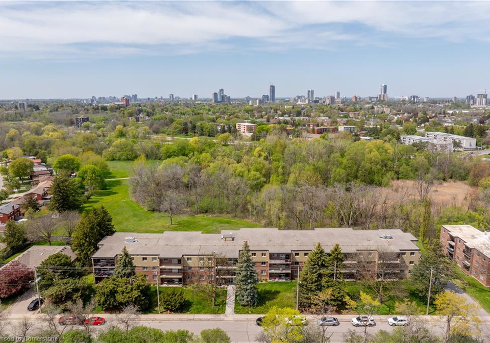 30-avalon-place-kitchener-ontario-40727994