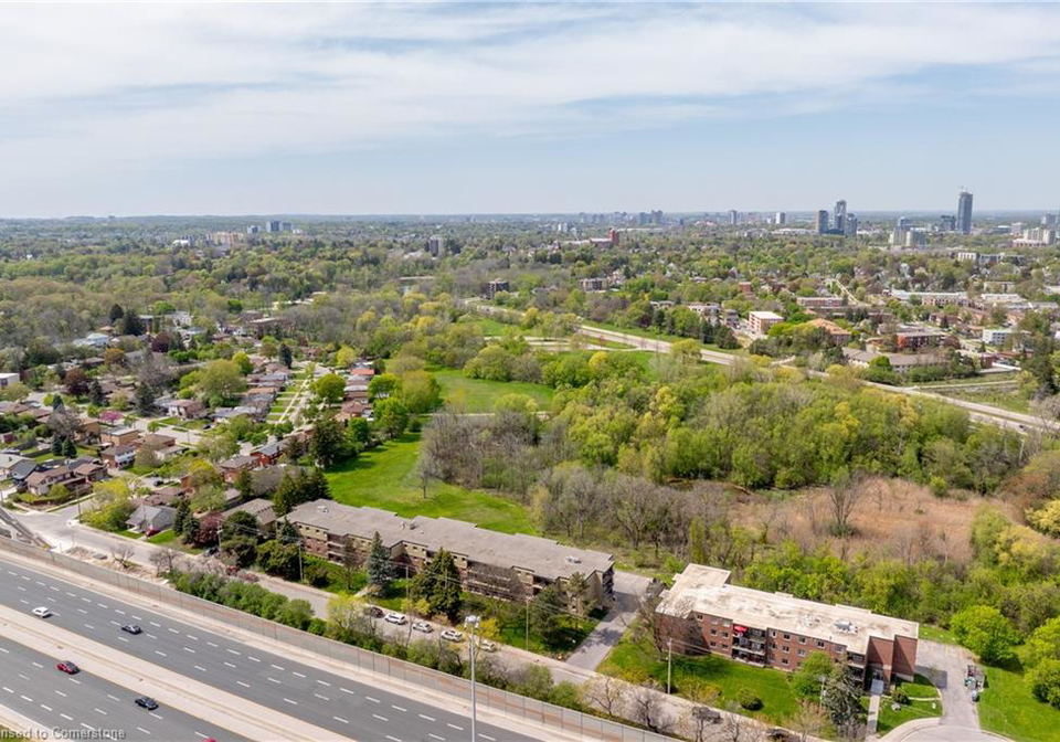 30-avalon-place-kitchener-ontario-40727994