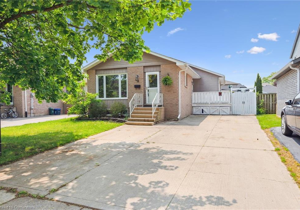 68-angela-crescent-cambridge-ontario-40728070