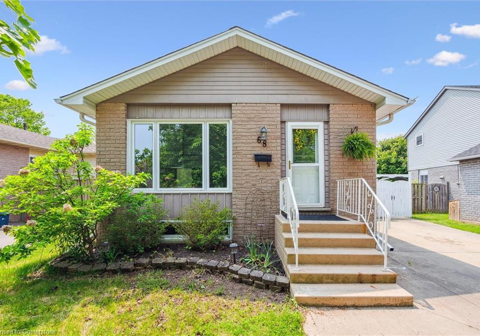 68-angela-crescent-cambridge-ontario-40728070