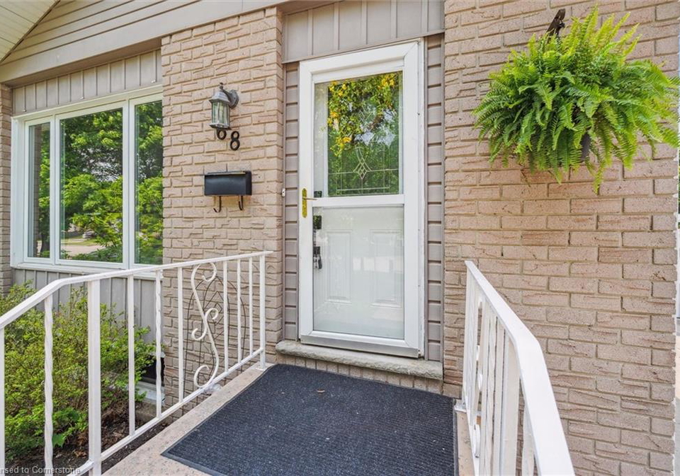 68-angela-crescent-cambridge-ontario-40728070
