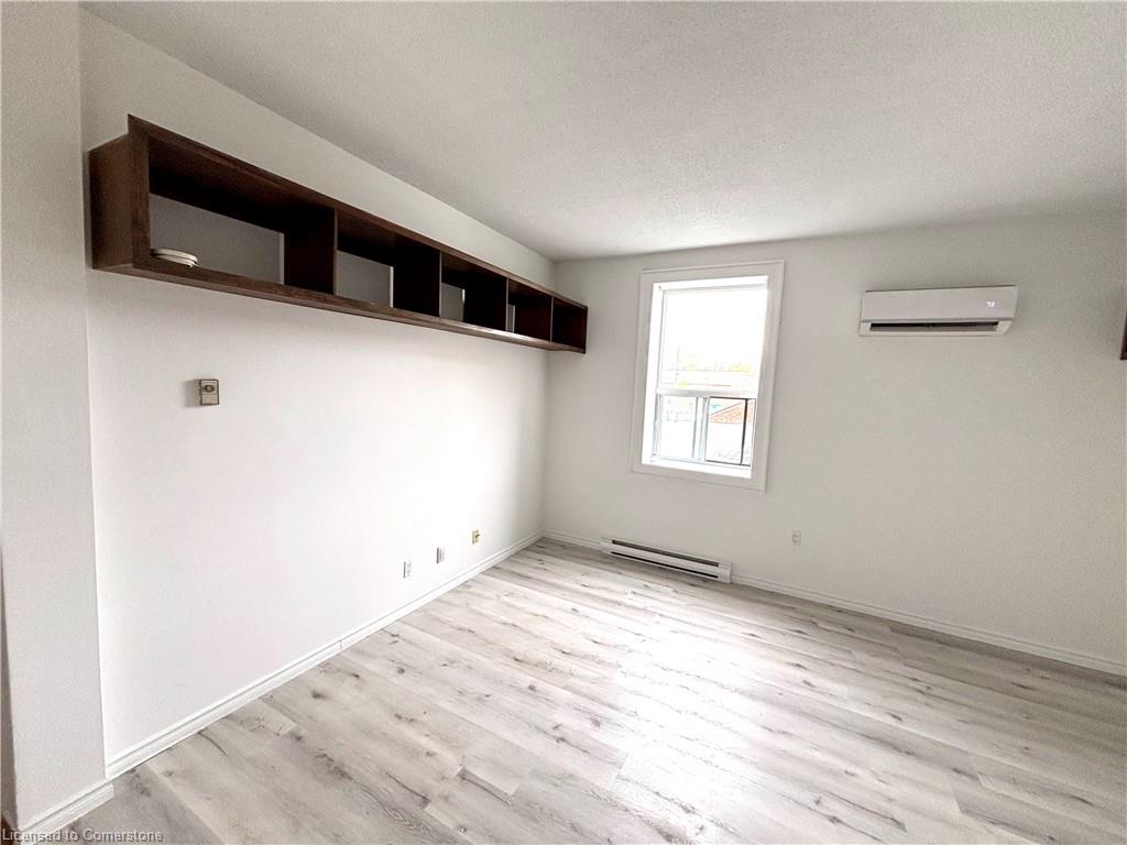 7-foundry-street-dundas-ontario-40728167