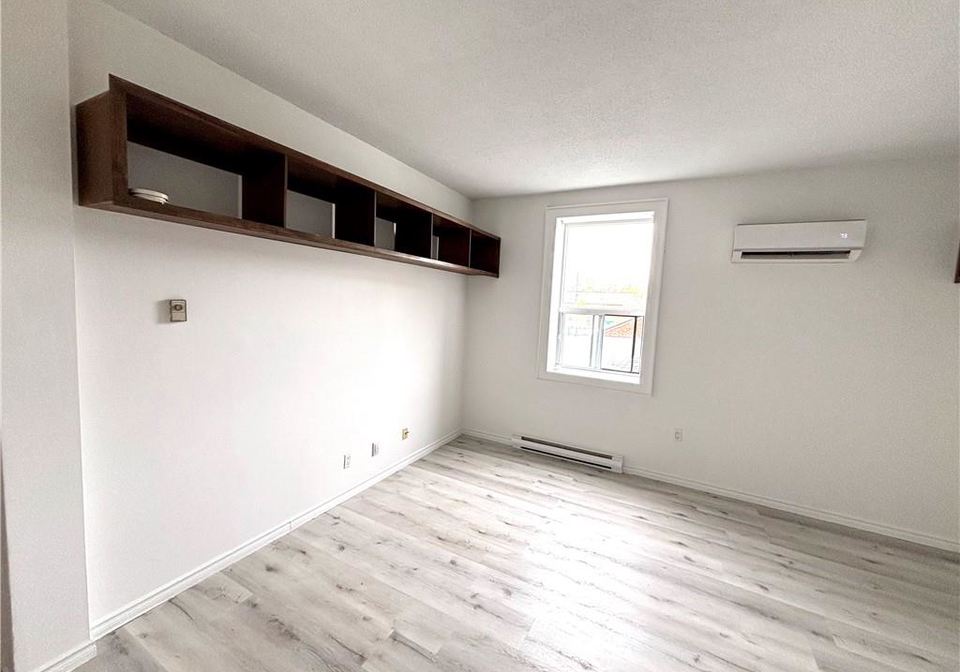 7-foundry-street-dundas-ontario-40728167