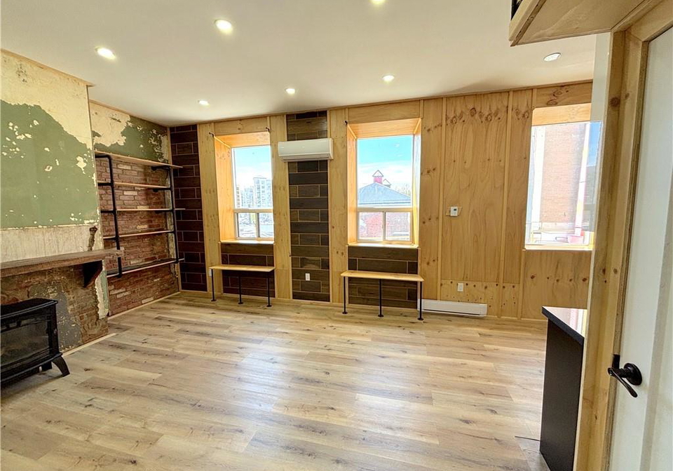 7-foundry-street-dundas-ontario-40728177