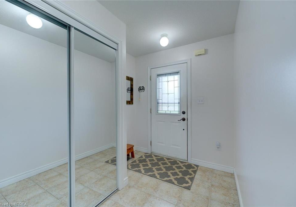 68-garden-avenue-brantford-ontario-40728217