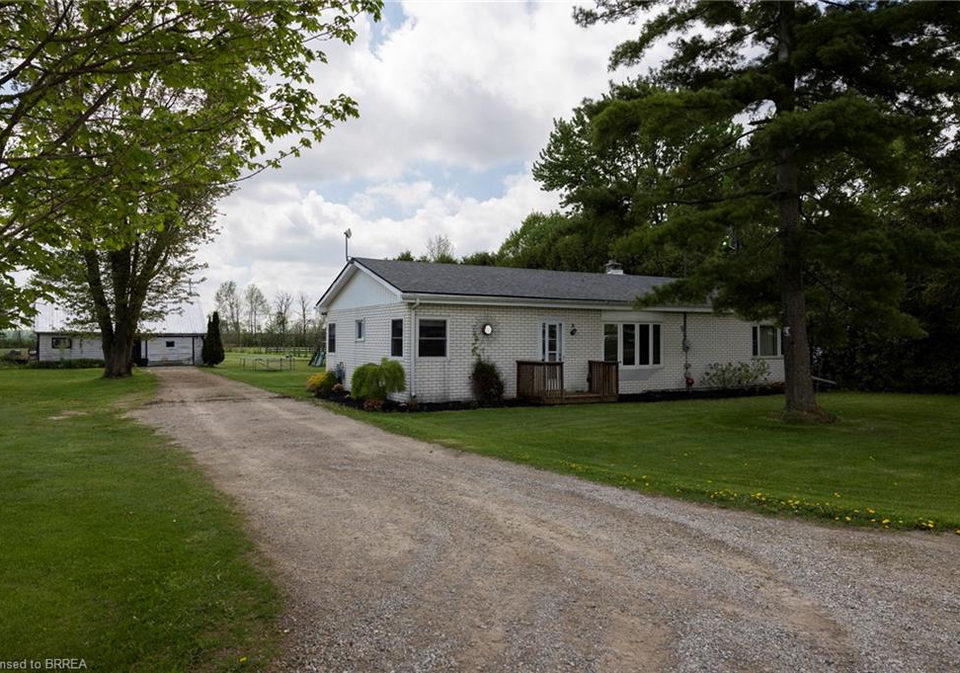 129-10th-concession-road-burford-ontario-40728380