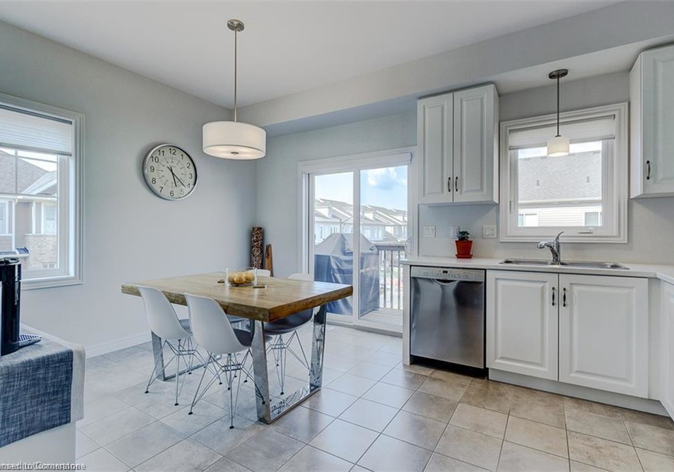 38-marr-lane-ancaster-ontario-40728623