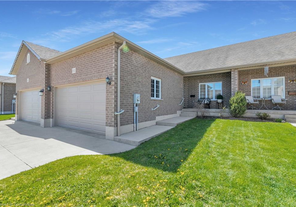 132-krotz-street-east-listowel-ontario-40728770