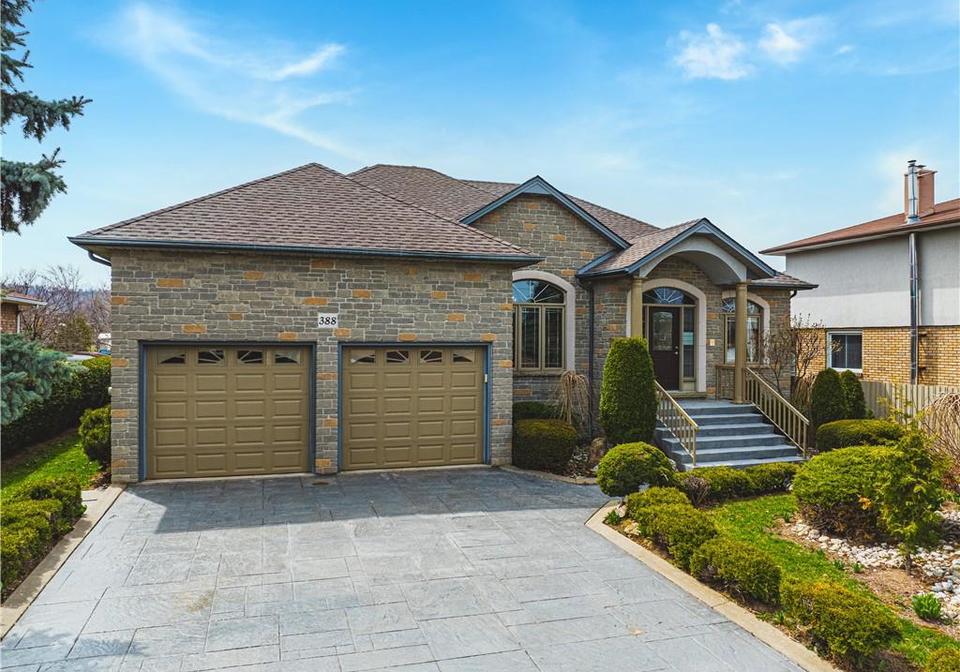 388-hemlock-avenue-stoney-creek-ontario-40728817