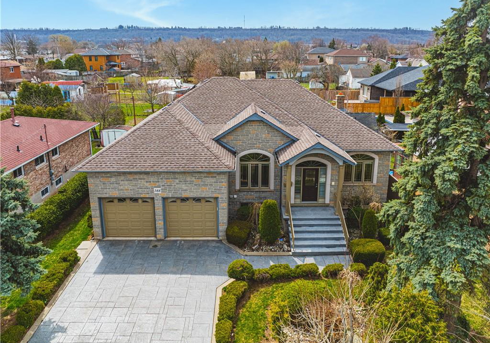 388-hemlock-avenue-stoney-creek-ontario-40728817