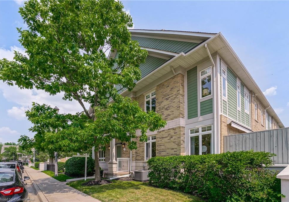 108-compass-way-port-credit-ontario-40729051