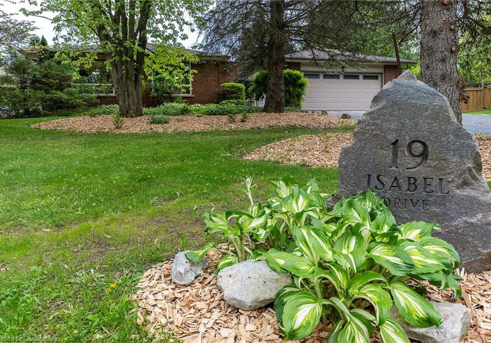 19-isabel-drive-brantford-ontario-40729107