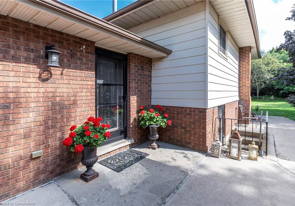 19-isabel-drive-brantford-ontario-40729107