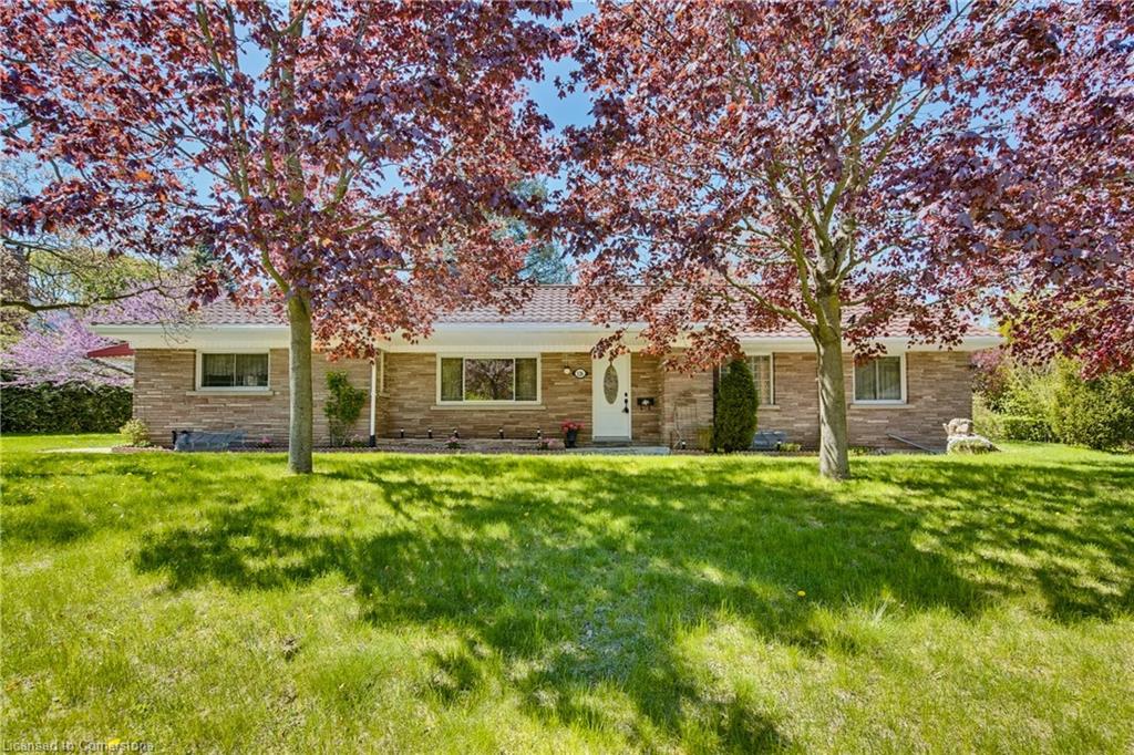 126-mccall-crescent-simcoe-ontario-40729257