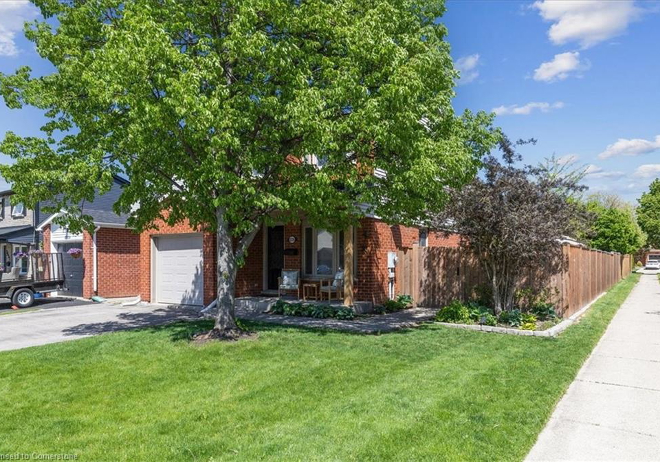2229-silverbirch-court-halton-ontario-40729350