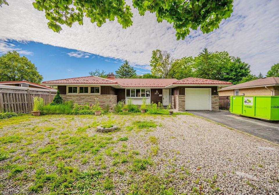 203-forest-hill-drive-kitchener-ontario-40729448