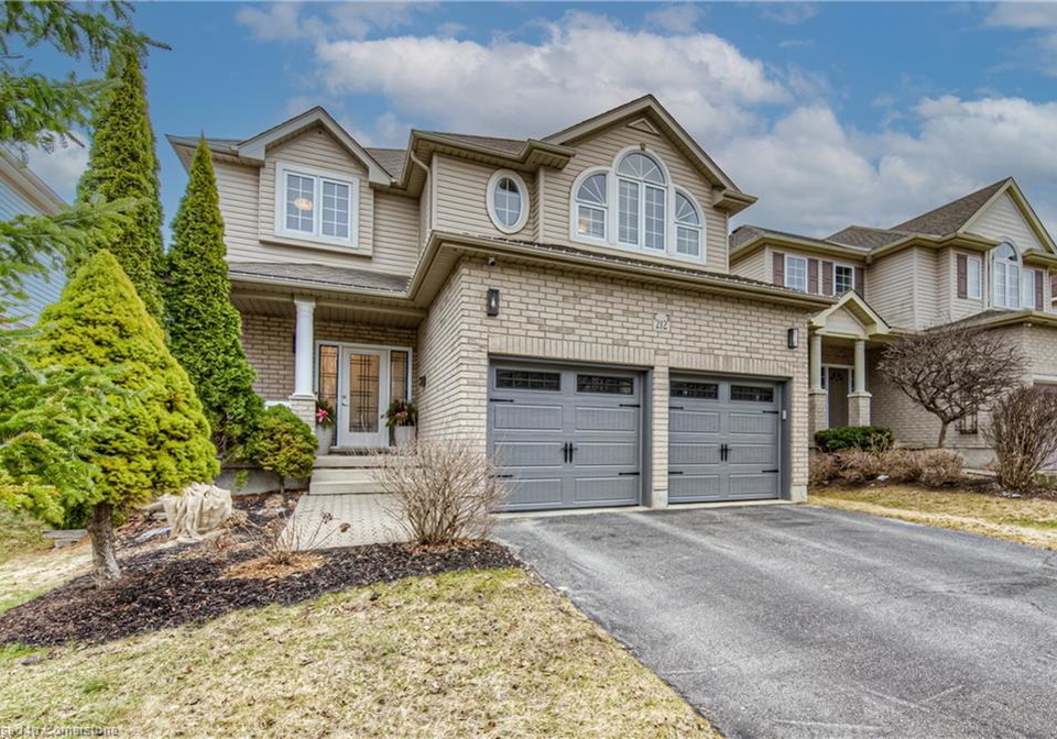 212-doon-south-drive-kitchener-ontario-40729523
