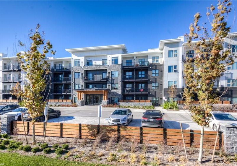 110-fergus-avenue-kitchener-ontario-40729669