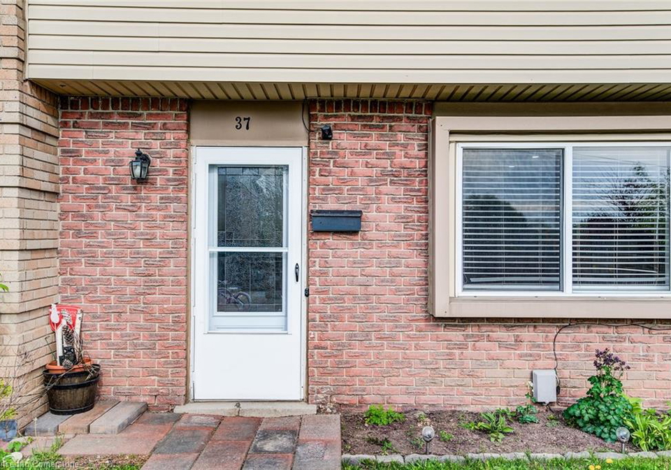 293-fairway-road-n-kitchener-ontario-40729722