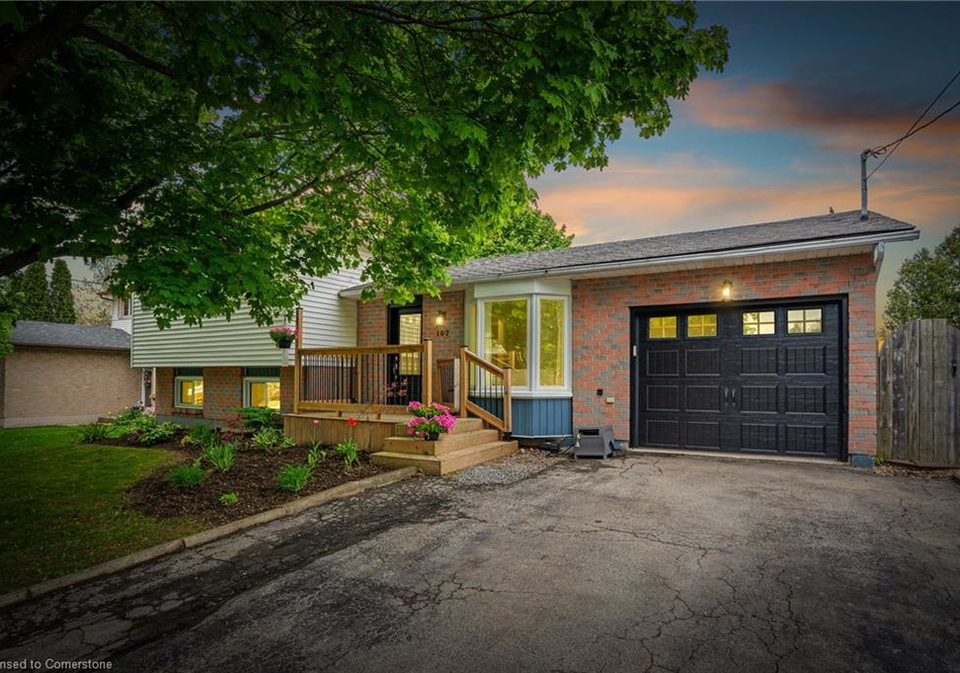 107-ross-street-caledonia-ontario-40729823