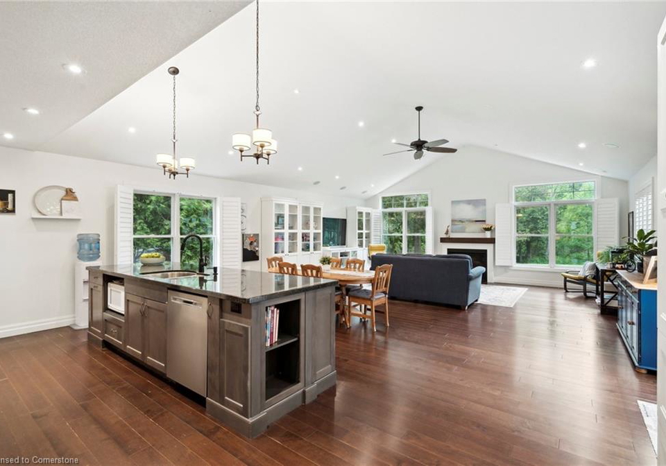 2107-side-road-15-moffat-ontario-40729959