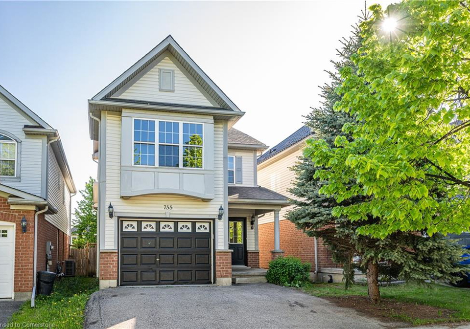 755-zermatt-drive-waterloo-ontario-40729985
