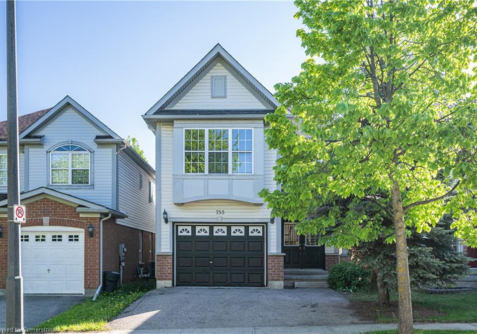755-zermatt-drive-waterloo-ontario-40729985