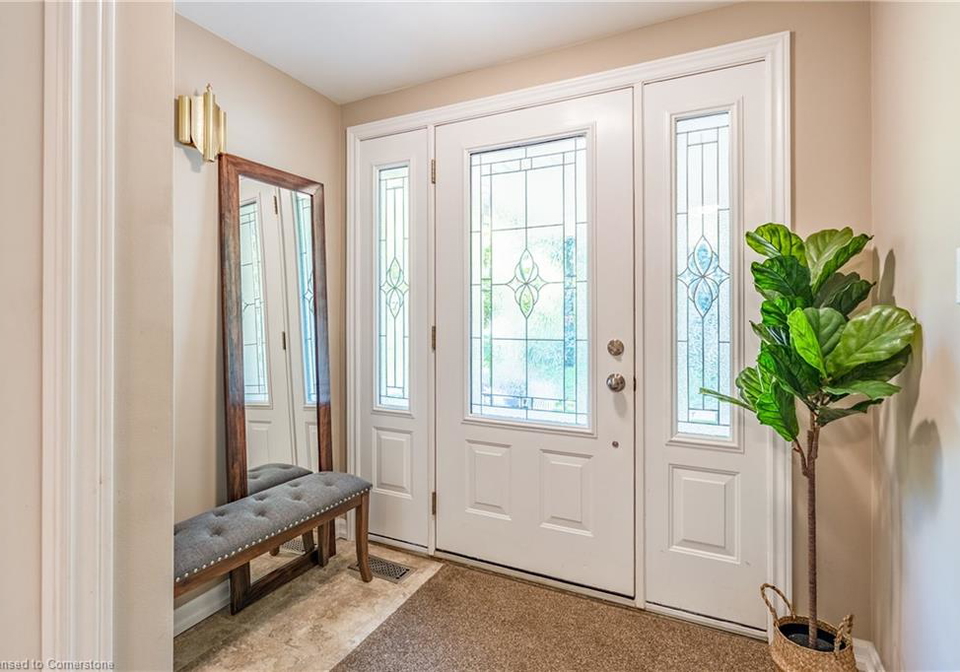 16-nicklin-crescent-guelph-ontario-40730022