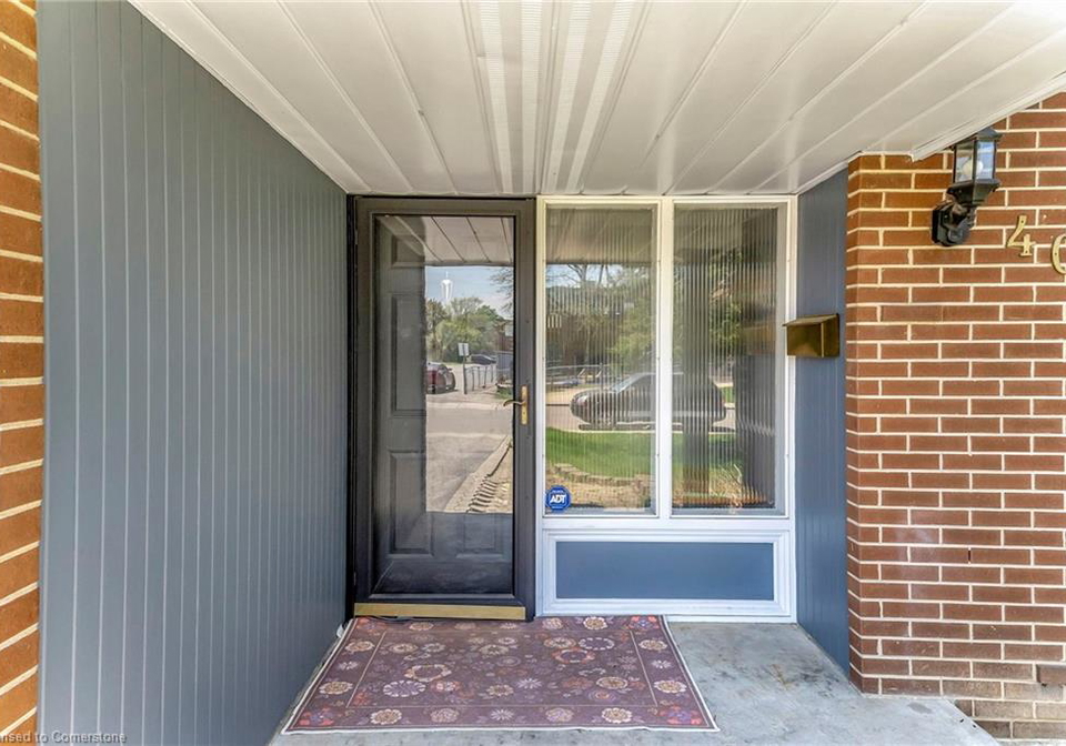 40-cromwell-crescent-hamilton-ontario-40730175