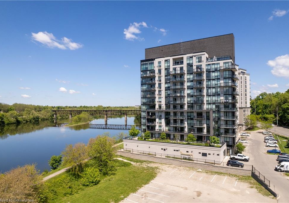 150-water-street-n-cambridge-ontario-40730215