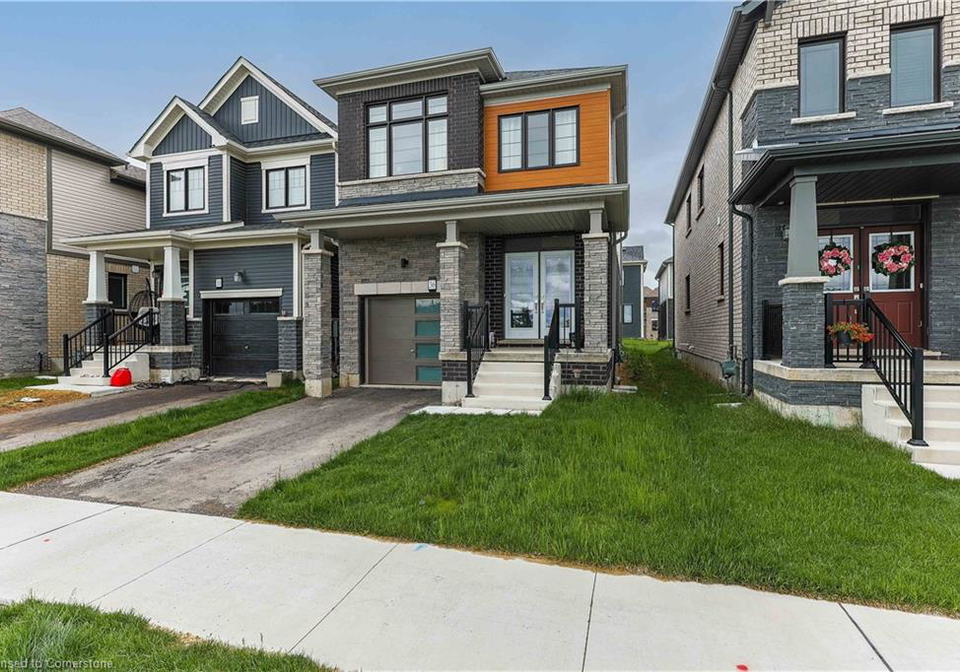 36-lilac-circle-caledonia-ontario-40730346