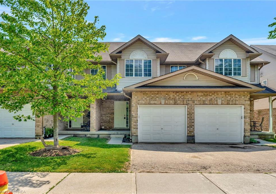 316-fallowfield-drive-kitchener-ontario-40730374