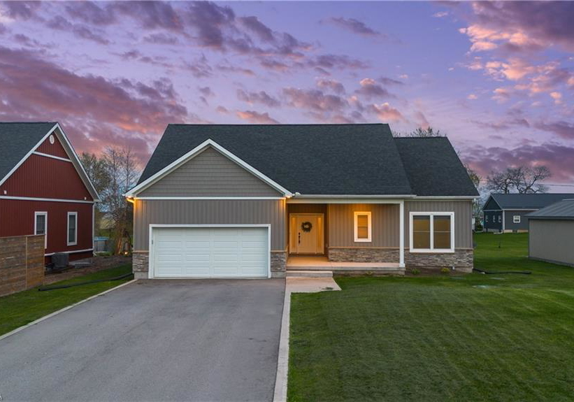 126-blue-water-parkway-selkirk-ontario-40730410