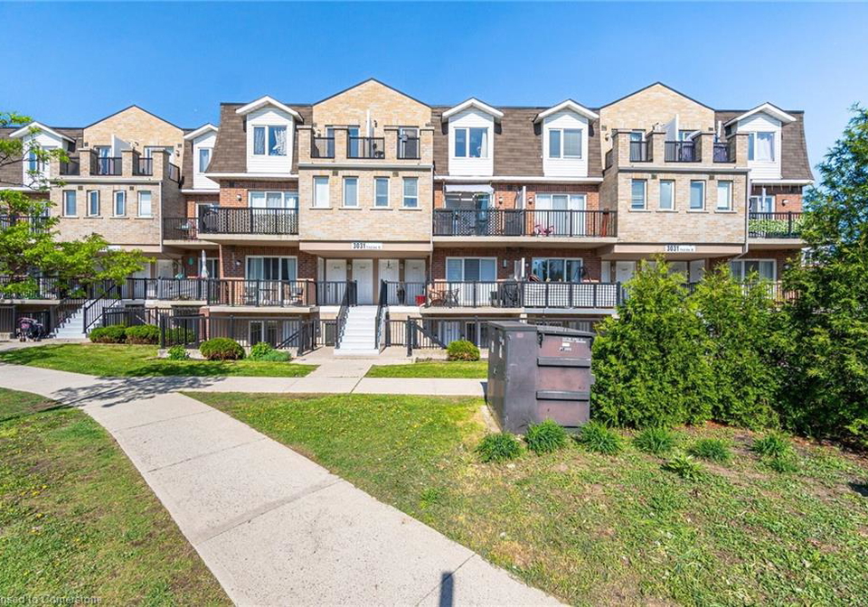 3031-finch-avenue-w-toronto-ontario-40730484
