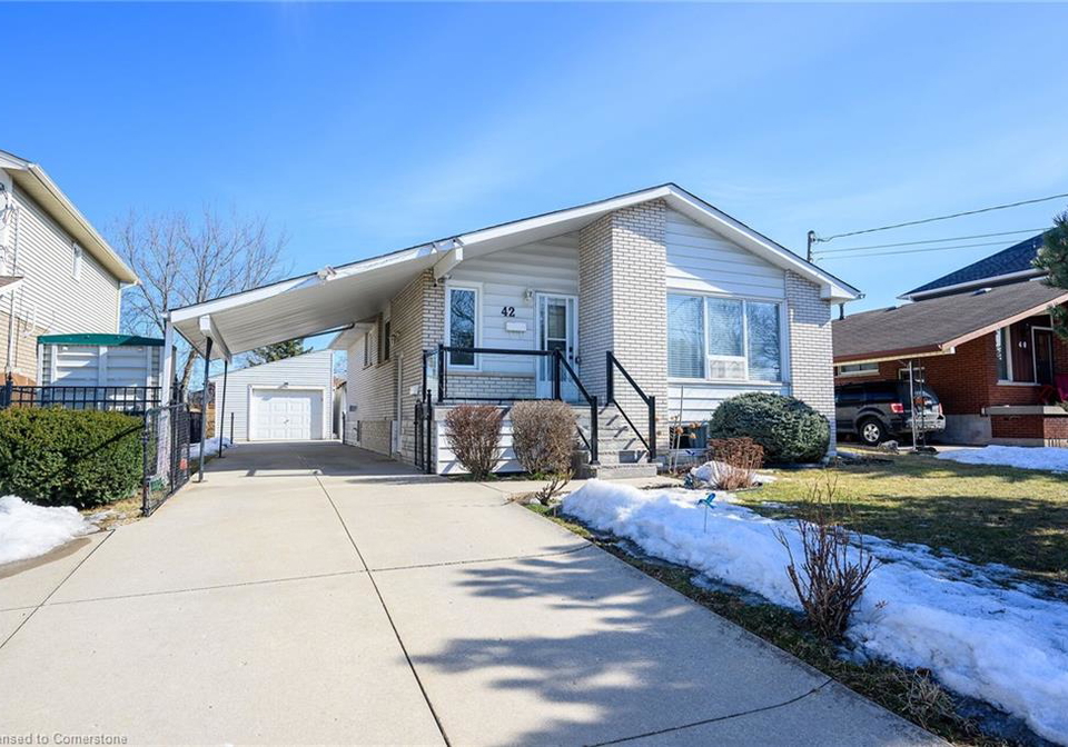 42-warwick-road-hamilton-ontario-40730511