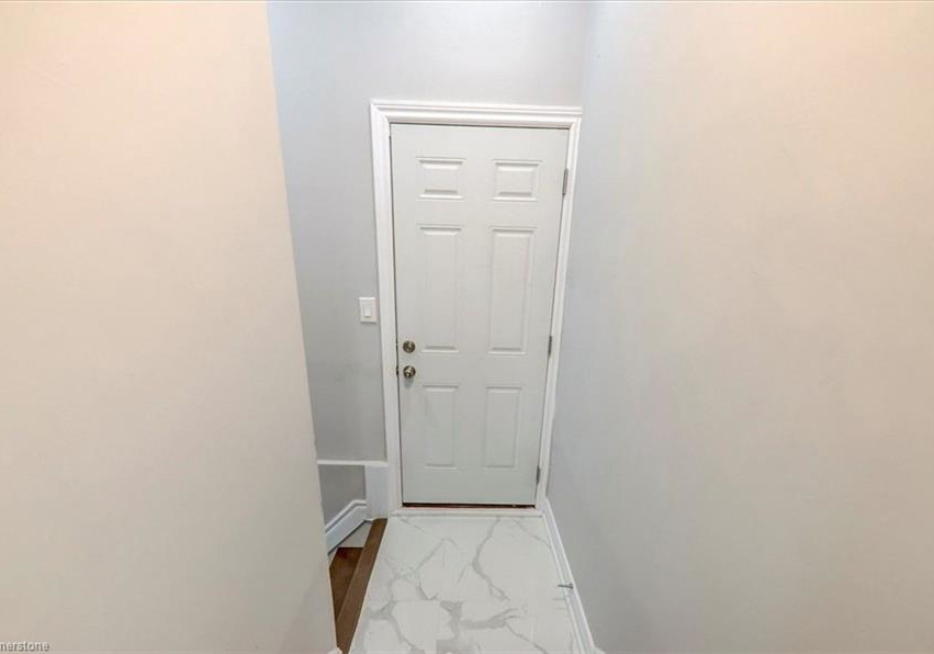 951-essa-crescent-pickering-ontario-40730556
