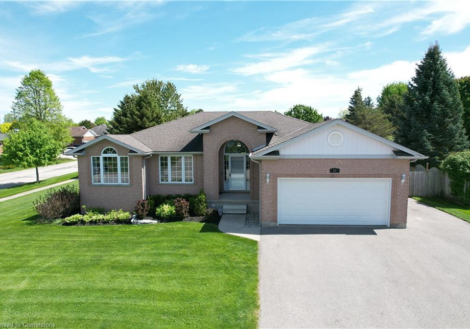 17-st-boniface-drive-maryhill-ontario-40730612