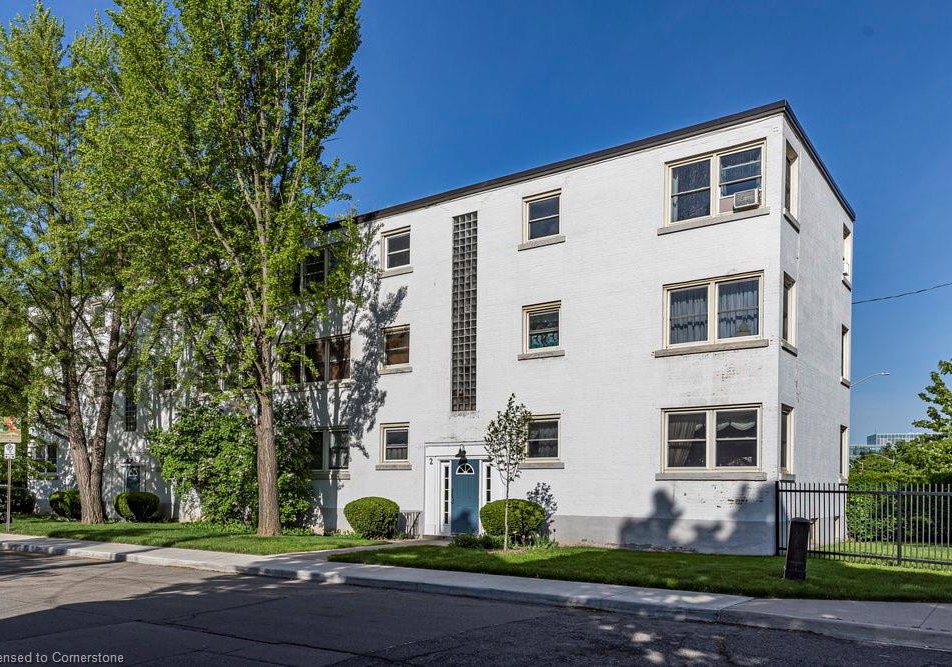 2-2-stroud-road-hamilton-ontario-40730623