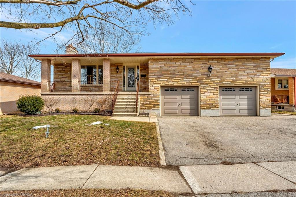 18-sprucehill-drive-brantford-ontario-40730776