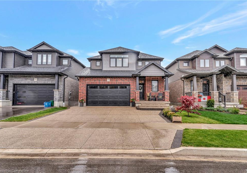 27-queensgate-crescent-breslau-ontario-40730805