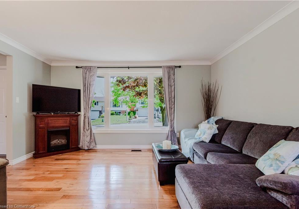 130-blackwell-drive-kitchener-ontario-40730895